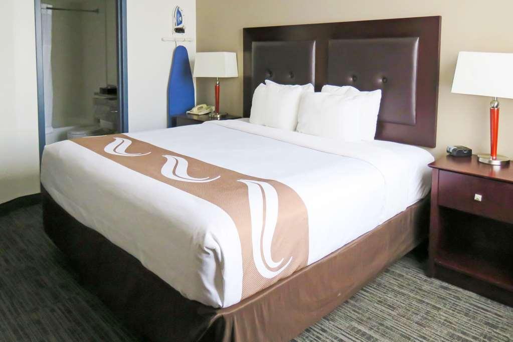 Quality Inn & Suites Everett Pokój zdjęcie