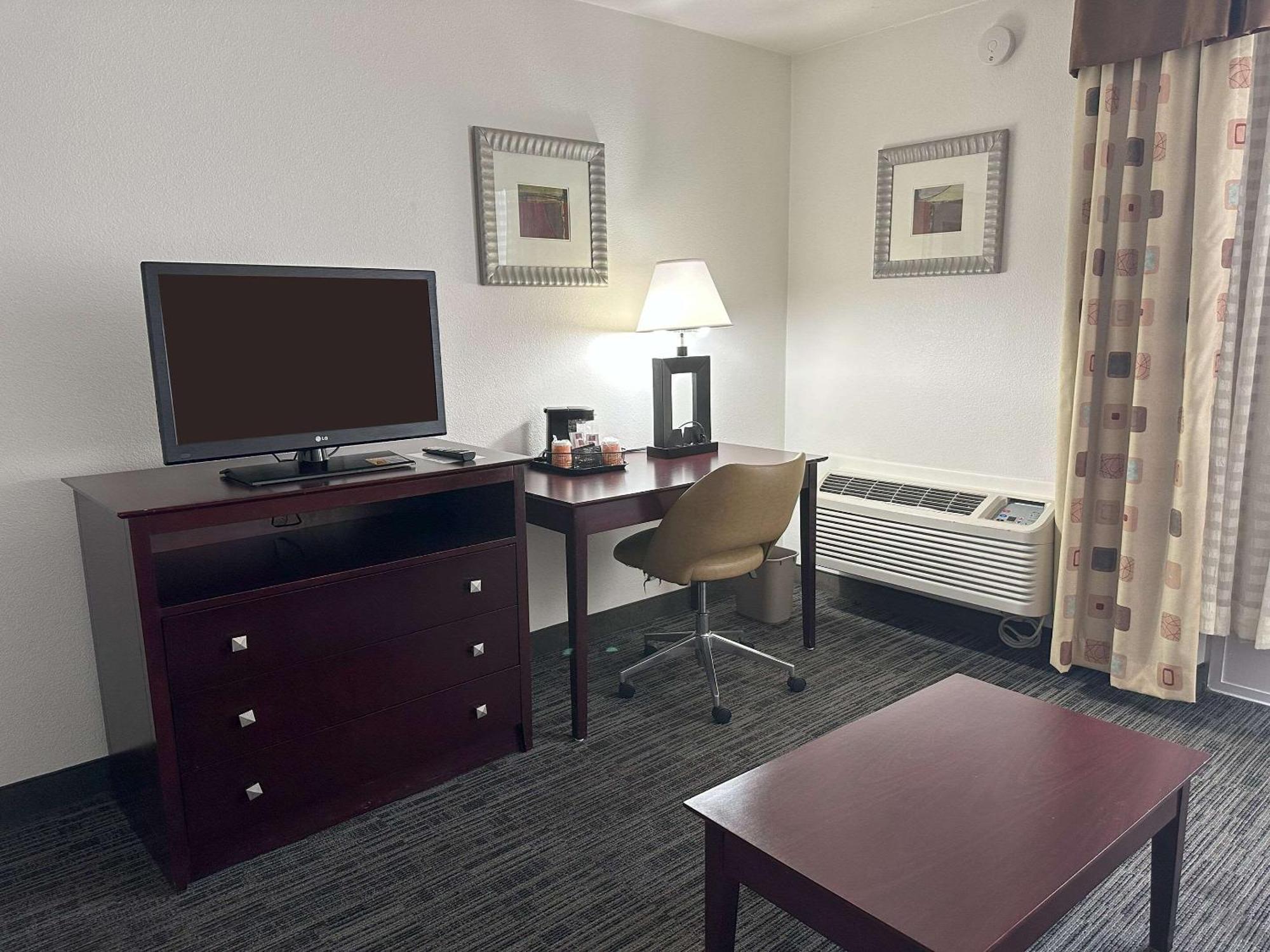 Quality Inn & Suites Everett Zewnętrze zdjęcie