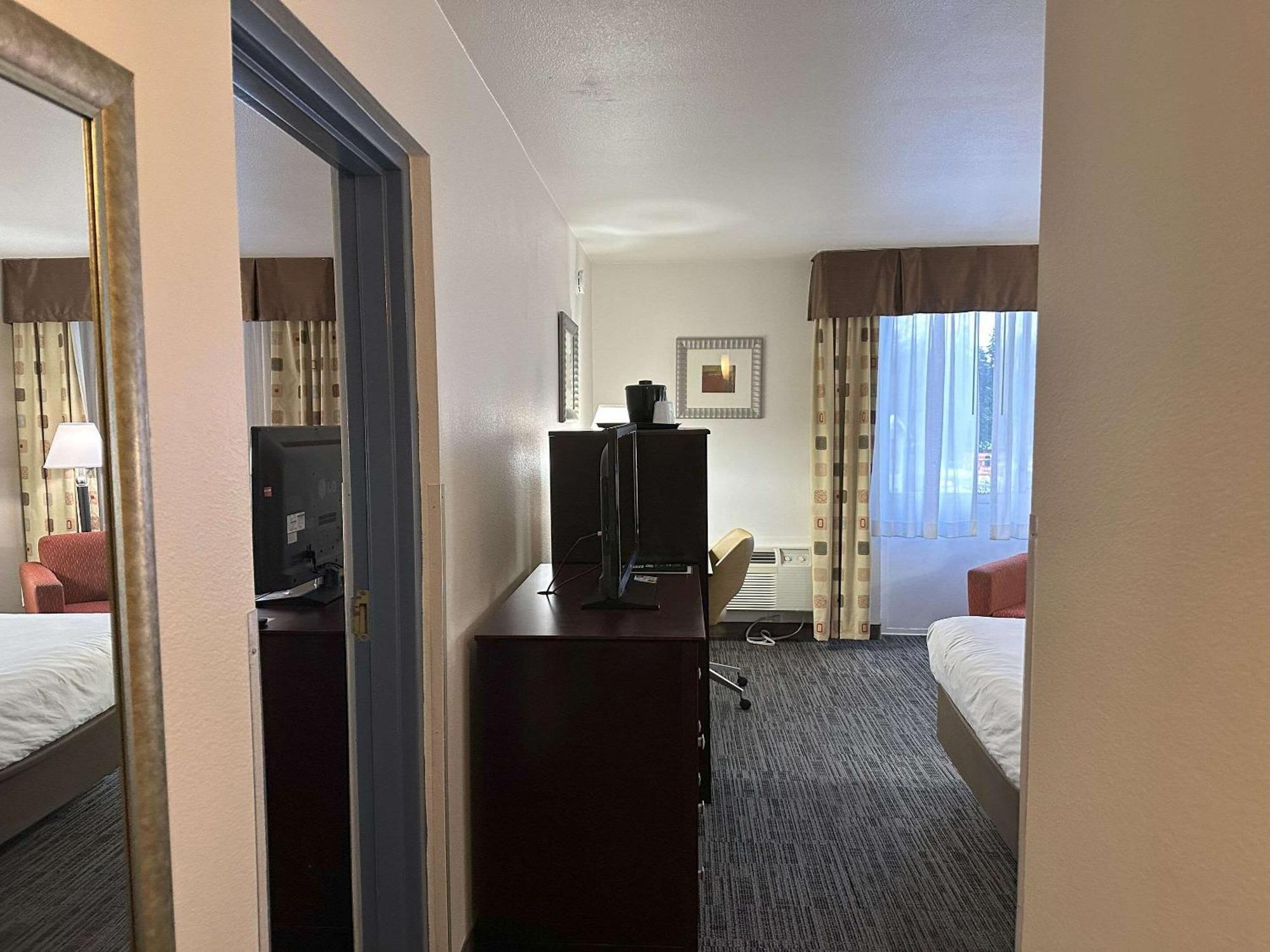 Quality Inn & Suites Everett Zewnętrze zdjęcie
