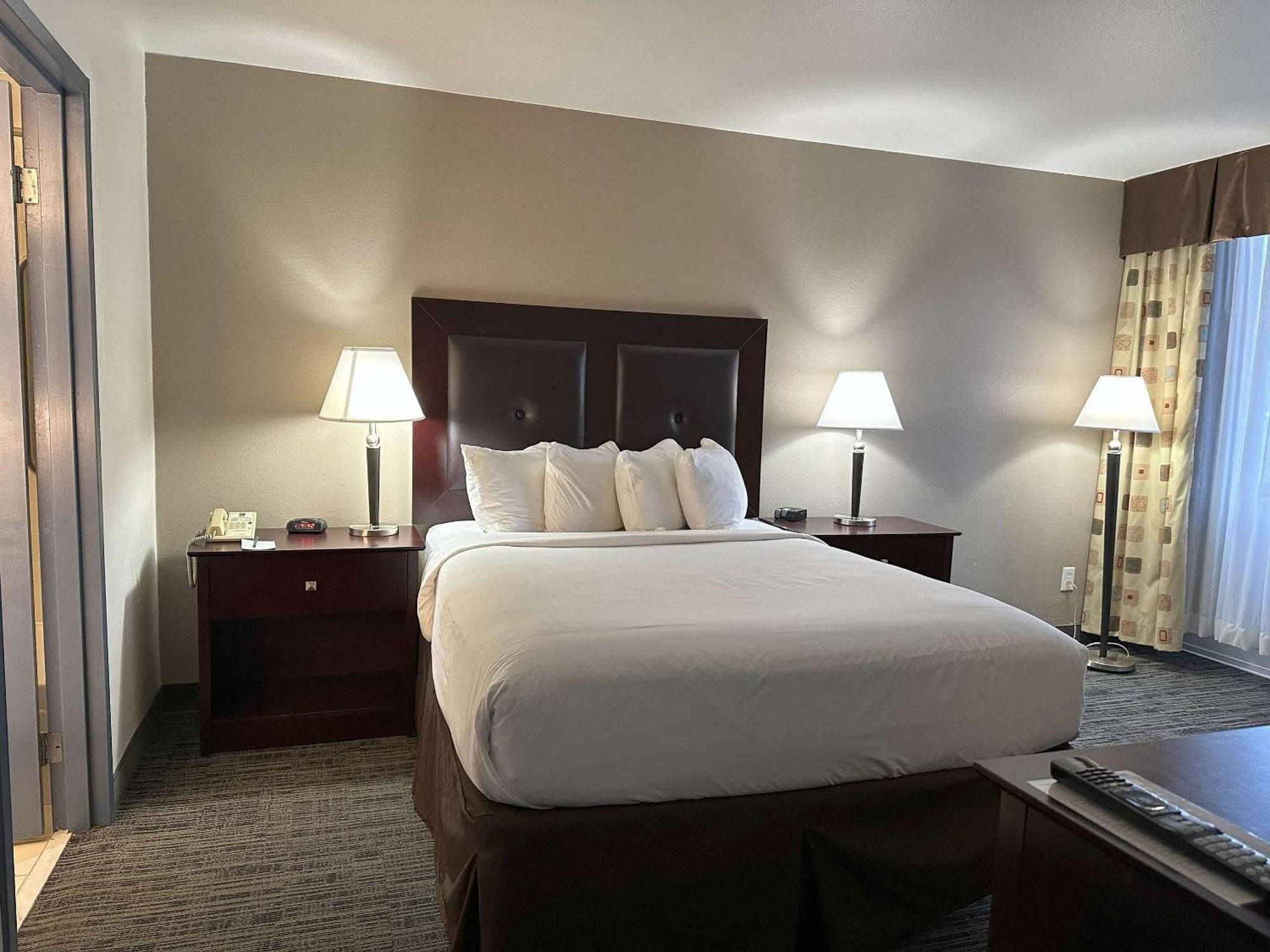 Quality Inn & Suites Everett Zewnętrze zdjęcie