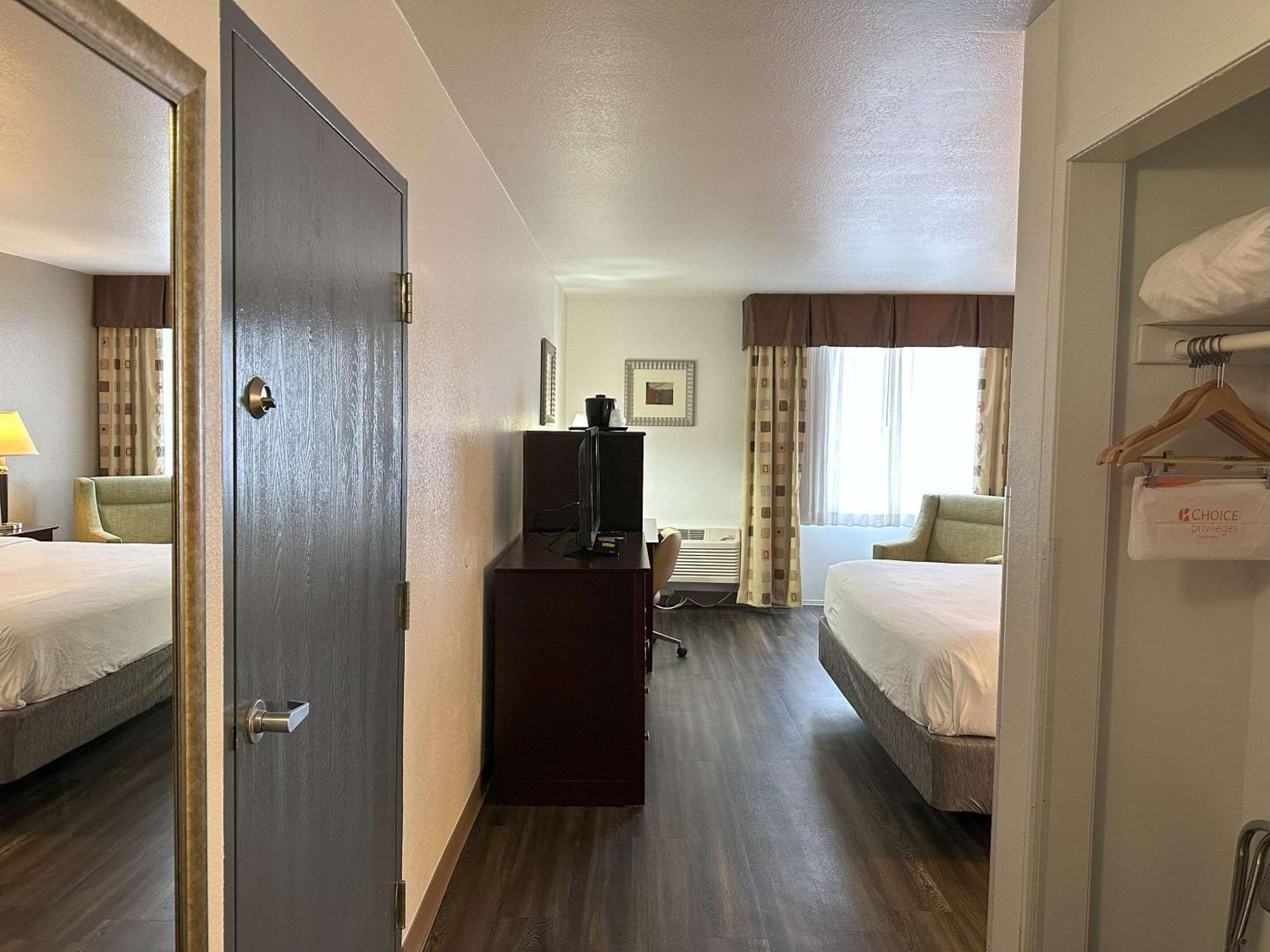 Quality Inn & Suites Everett Zewnętrze zdjęcie